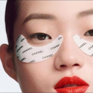 Chanel Le Lift eye patch